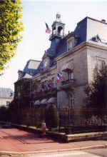La Mairie du Creusot, façade côté Boulevard H.P. Schneider